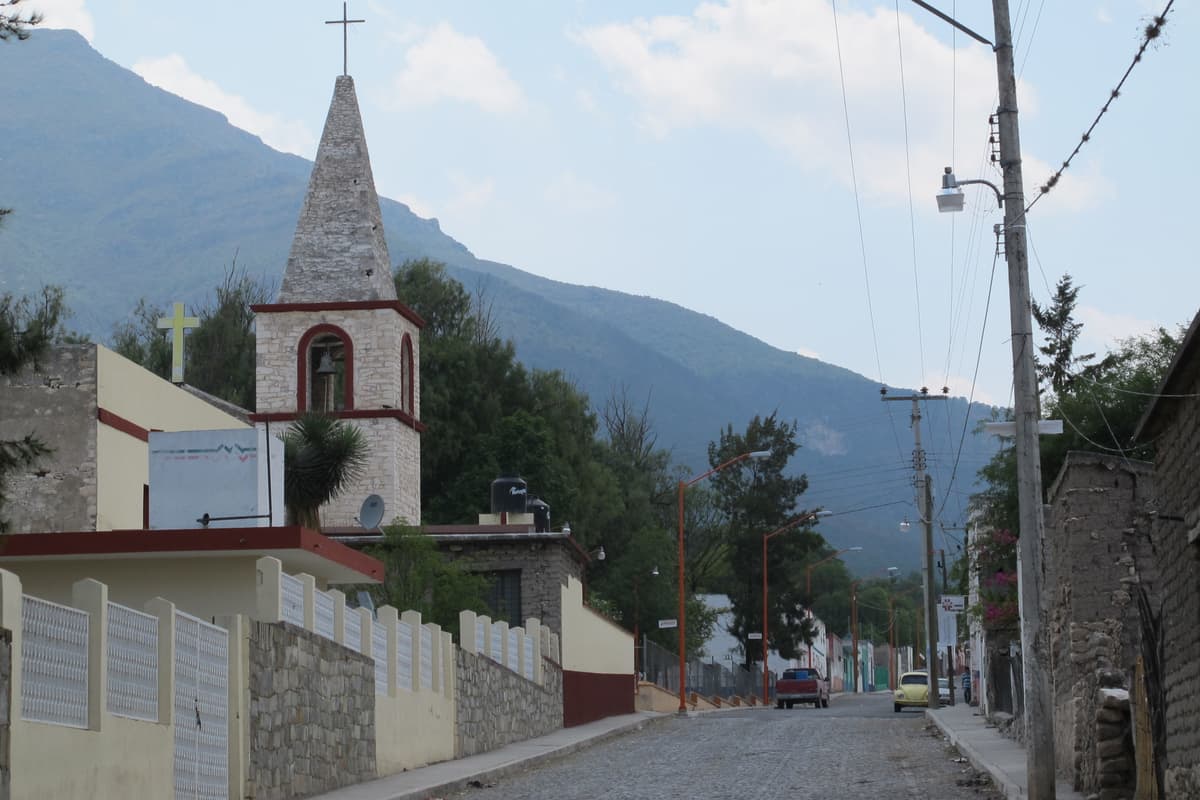 Fotografía de Bustamante. Autor: Ereenegee. CC BY-SA 3.0, via Wikimedia Commons.