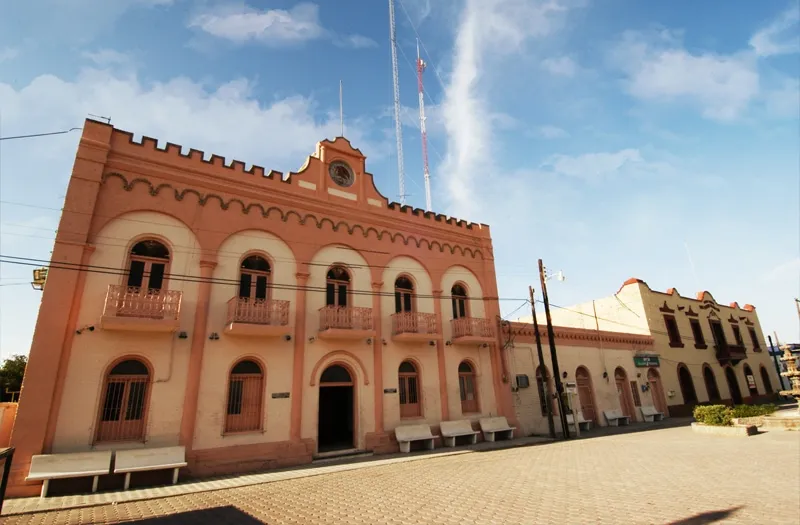 Fotografía de Camargo. Autor: Palacio Postal. CC BY 4.0, via Wikimedia Commons.
